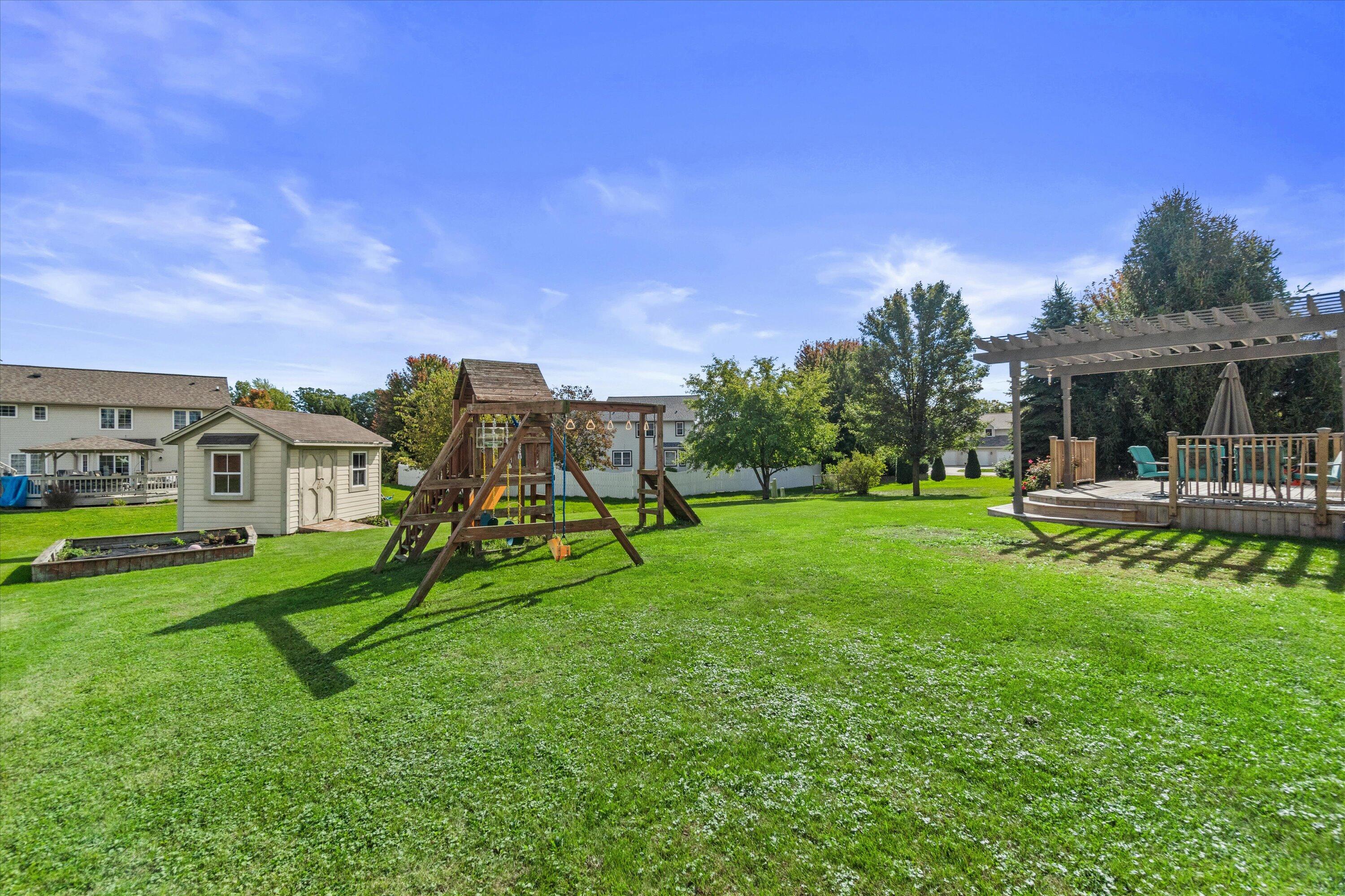 10150 South Windsor Drive Oak Creek, WI 53154 - Photo 37 of 41 43-DSC01004