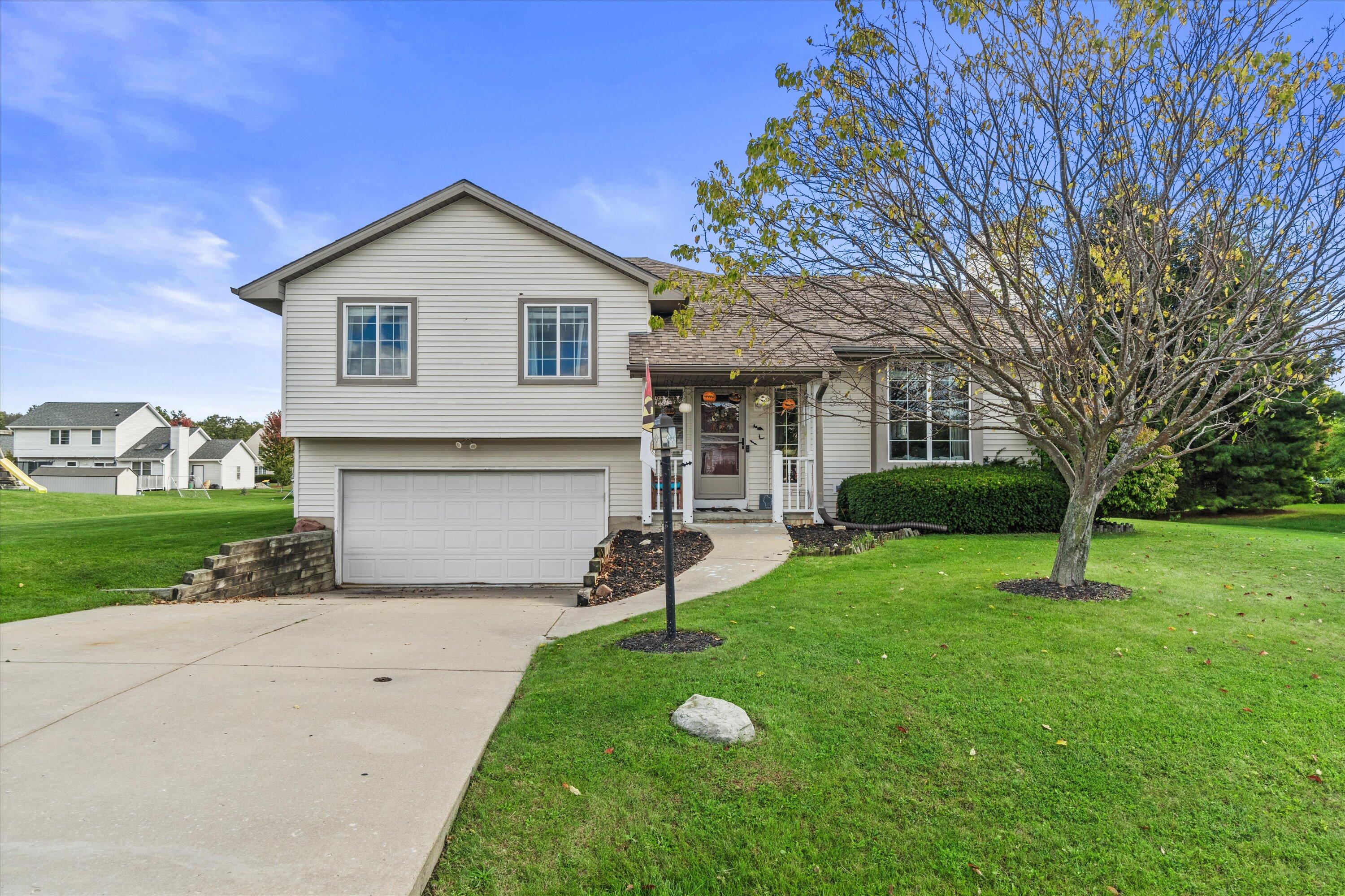 10150 South Windsor Drive Oak Creek, WI 53154 - Photo 40 of 41 46-DSC01043