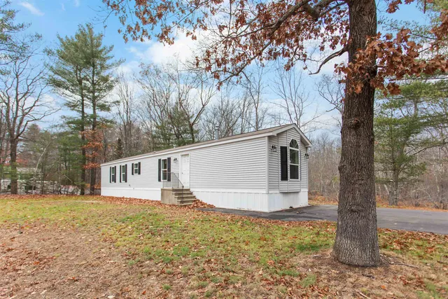 $329,000 | 52 Little Falls Bridge Road, Rochester, NH 03867