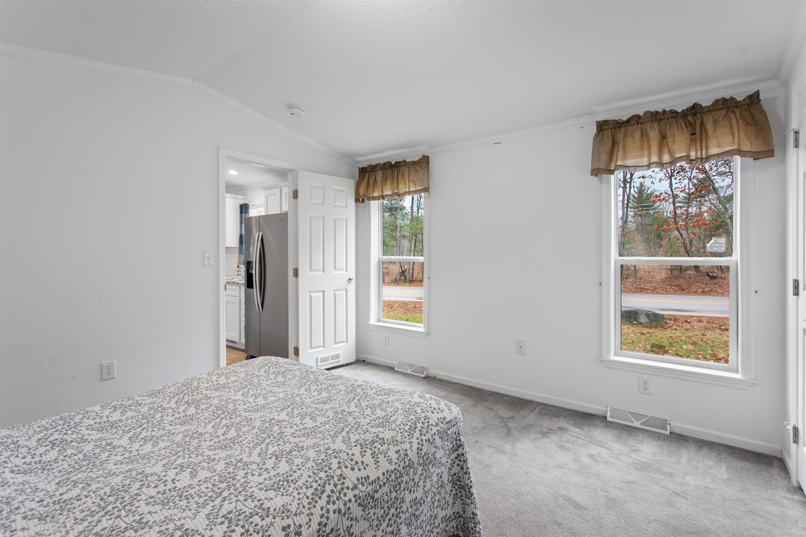 52 Little Falls Bridge Road Rochester, NH 03867 - Photo 11 of 17