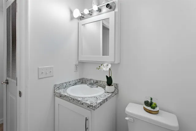 $325,000 | 52 Little Falls Bridge Road, Rochester, NH 03867