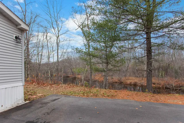 $325,000 | 52 Little Falls Bridge Road, Rochester, NH 03867