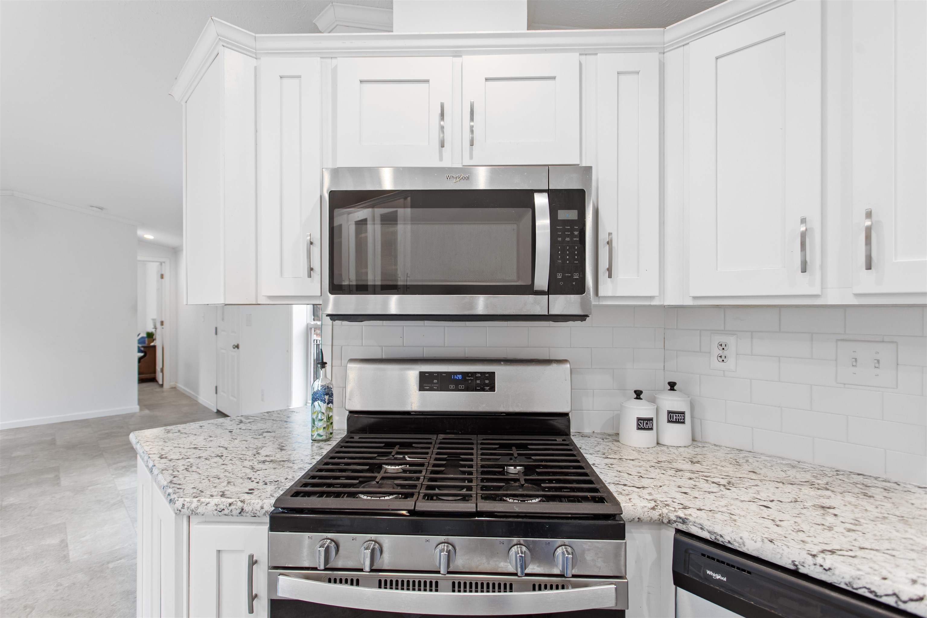 52 Little Falls Bridge Road Rochester, NH 03867 - Photo 4 of 17