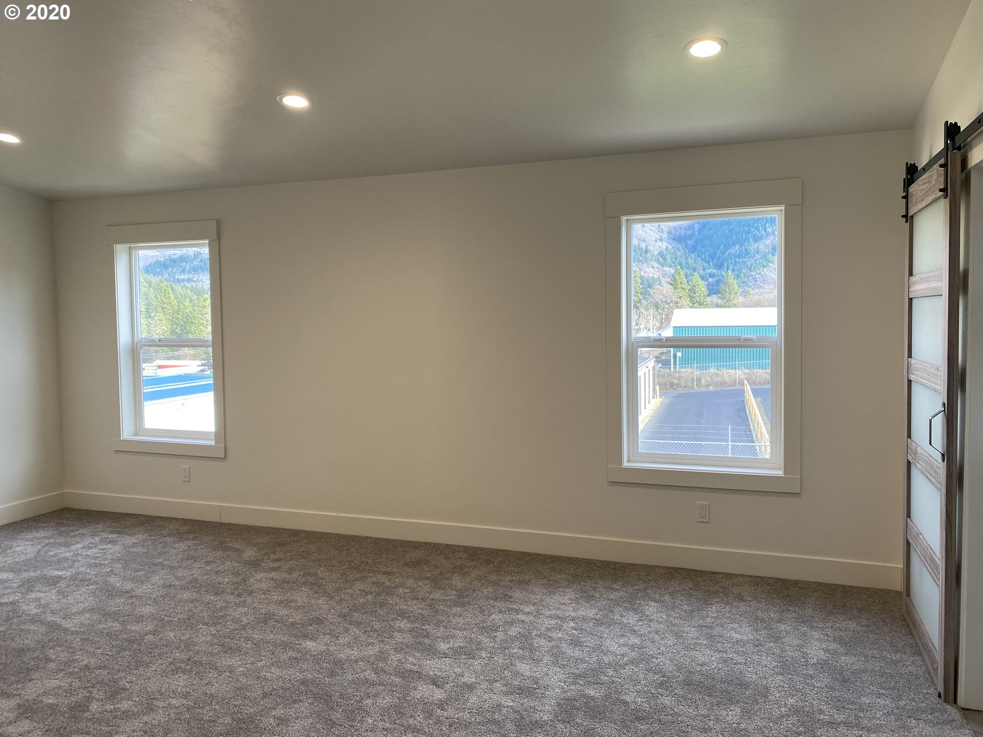 1261 Franks Road White Salmon, WA 98672 - Photo 22 of 32 Gallery Image 22