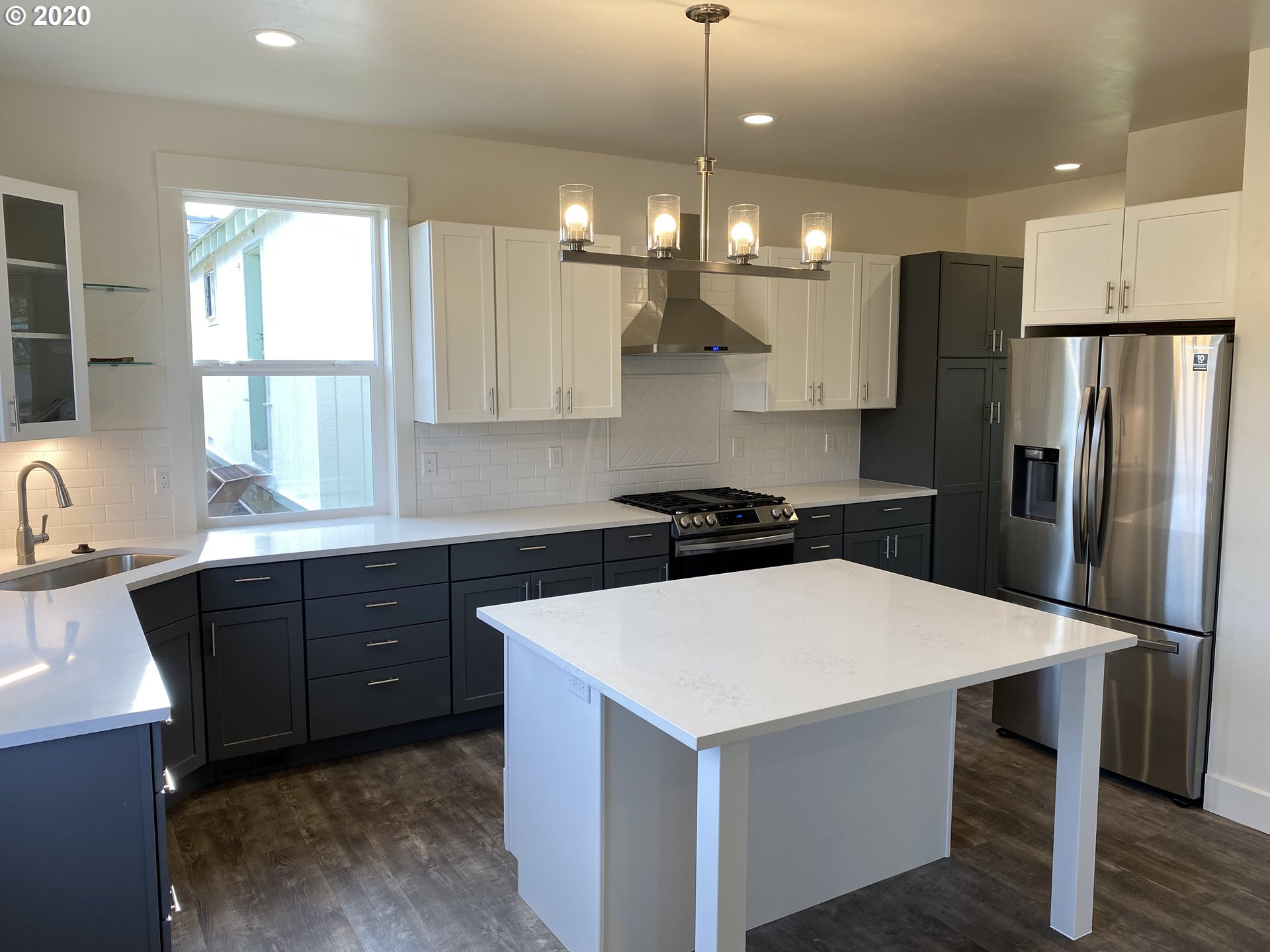 1261 Franks Road White Salmon, WA 98672 - Photo 8 of 32 Gallery Image 8