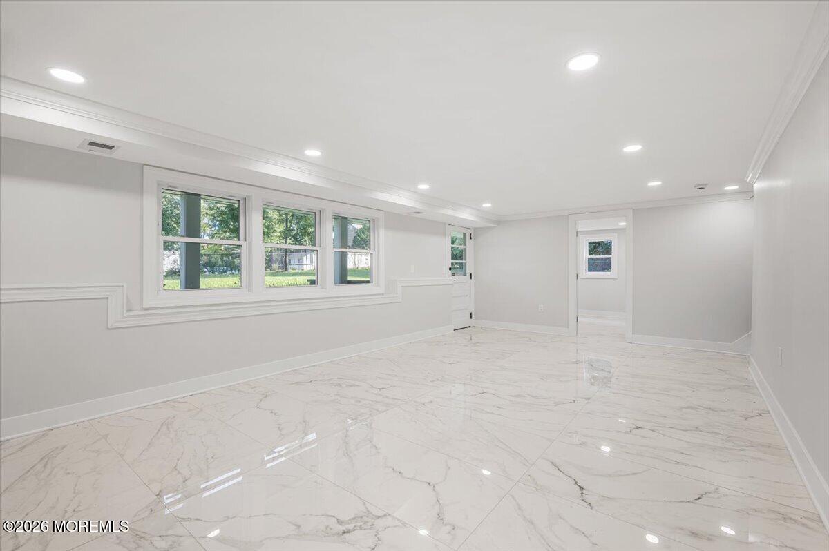 146 Bruce Road Red Bank, NJ 07701 - Photo 26 of 32 Family/Great Room