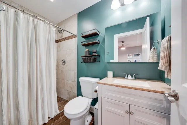 $499,000 | 1107 East Prairie Avenue, Des Plaines, IL 60016