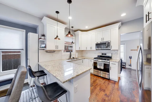 $499,000 | 1107 East Prairie Avenue, Des Plaines, IL 60016