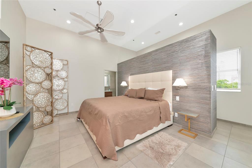 1345 2nd Street Sarasota, FL 34236 - Photo 78 of 98 Gallery Image 78