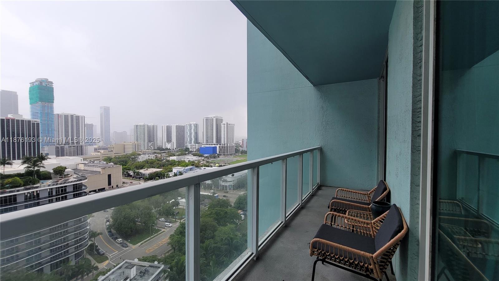1900 North Bayshore Drive, Unit 2009 Miami, FL 33132 - Photo 15 of 26 a view of a balcony with city view