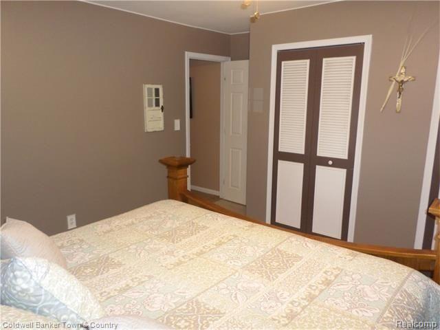 2300 Oak Grove Road Howell, MI 48855 - Photo 20 of 38 GetMedia-20.ashx