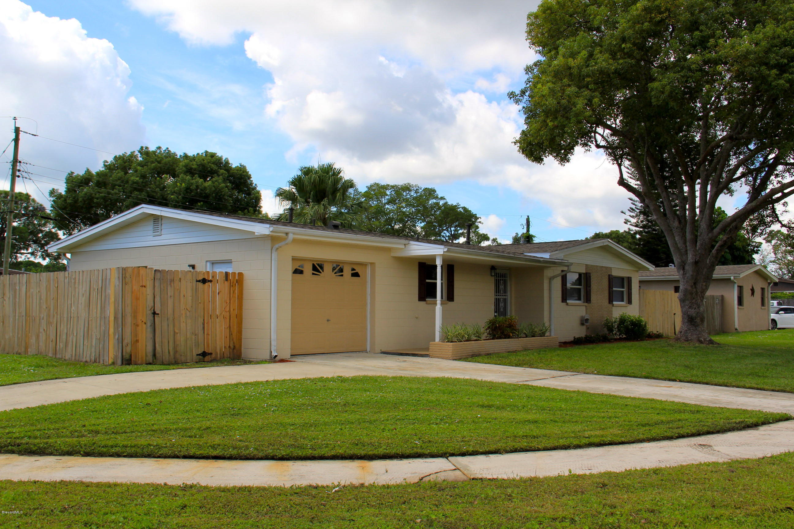 1079 Madrid Road Rockledge, FL 32955 - Photo 19 of 20 IMG_4794