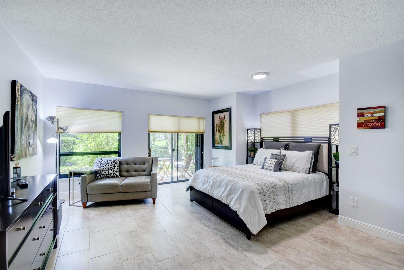 13334 Polo Club Road, Unit 247 Wellington, FL 33414 - Photo 2 of 15 Great Room