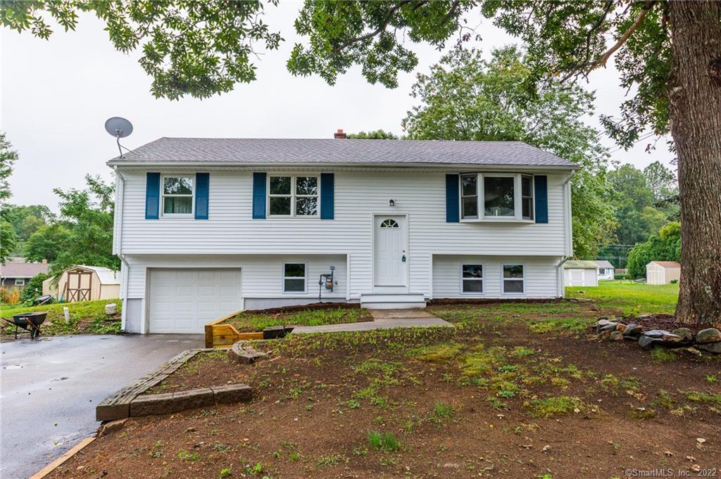 86 Massachusetts Road Montville, CT 06370 - Photo 1 of 1 Gallery Image 1