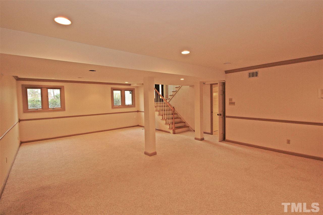 4820 Kilkenny Place Raleigh, NC 27612 - Photo 12 of 30 Gallery Image 12