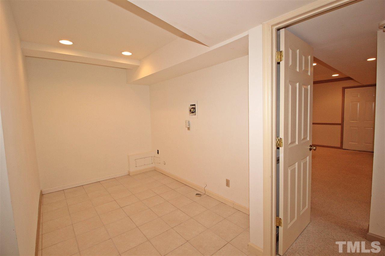 4820 Kilkenny Place Raleigh, NC 27612 - Photo 23 of 30 Gallery Image 23