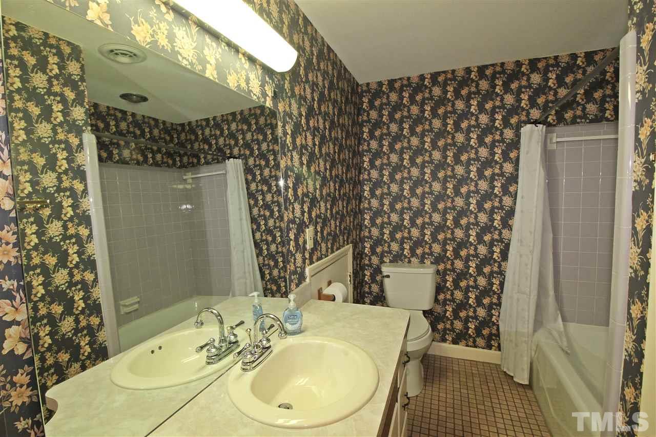 4820 Kilkenny Place Raleigh, NC 27612 - Photo 24 of 30 Gallery Image 24