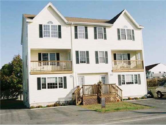 536 B Winnacunnet Road, Unit 2 Hampton, NH 03842 - Photo 1 of 1