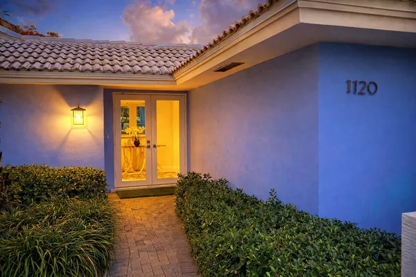 $6,800 | 1120 Southwest 15th Street, Boca Raton, FL 33486