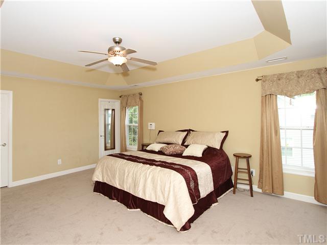 5232 Holly Ridge Farm Road Raleigh, NC 27616 - Photo 9 of 22