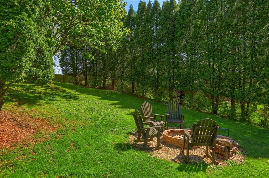 1352 Oakridge Road McDonald, PA 15057 - Photo 5 of 50 Gallery Image 5