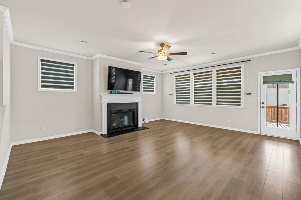 405 Founders Court Canton, GA 30115 - Photo 2 of 20