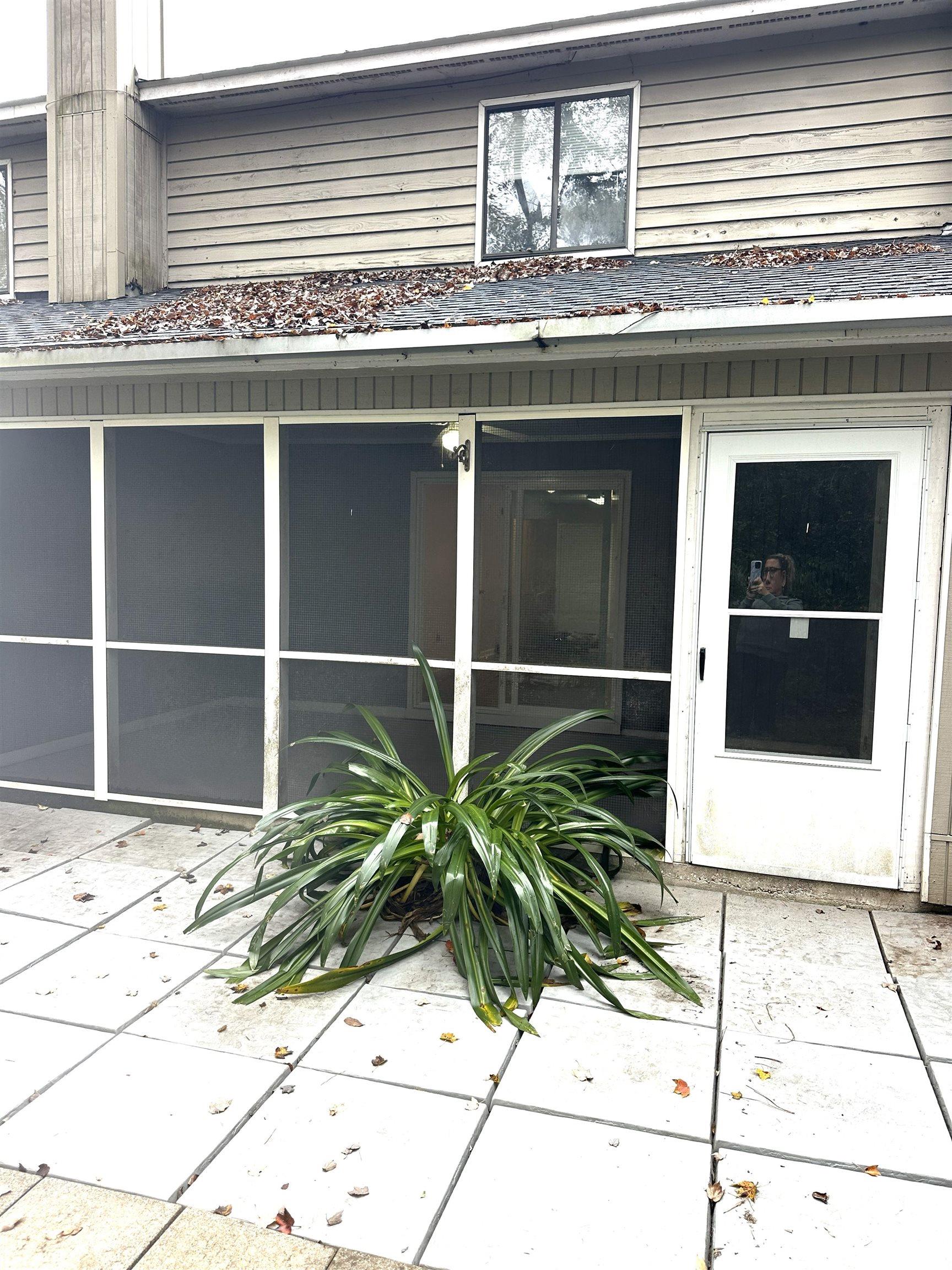 178 Beaver Pond Loop, Unit 60 Pawleys Island, SC 29585 - Photo 9 of 21 Entrance to the sunroom at the back of the living room