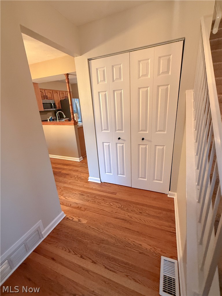 8552 Usher Road Olmsted Falls, OH 44138 - Photo 3 of 27