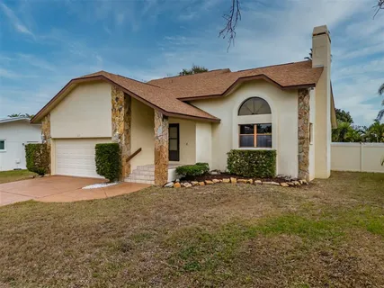$675,000 | 337 7th Avenue North, Tierra Verde, FL 33715