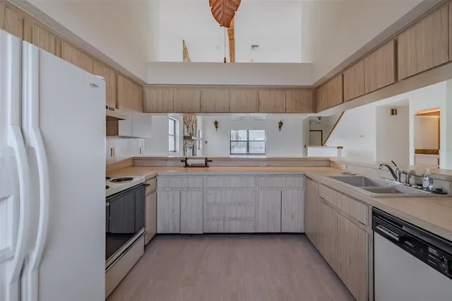 $650,000 | 337 7th Avenue North, Tierra Verde, FL 33715