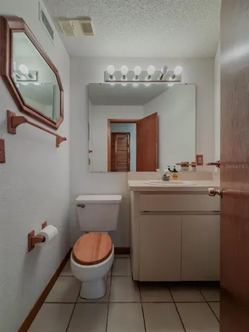 $675,000 | 337 7th Avenue North, Tierra Verde, FL 33715