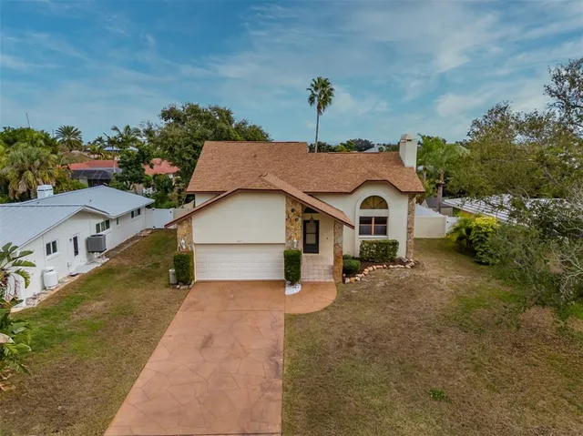 $675,000 | 337 7th Avenue North, Tierra Verde, FL 33715