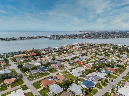 $650,000 | 337 7th Avenue North, Tierra Verde, FL 33715