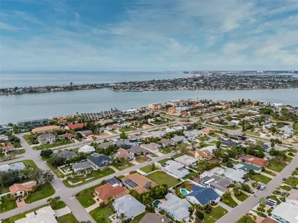 $650,000 | 337 7th Avenue North, Tierra Verde, FL 33715