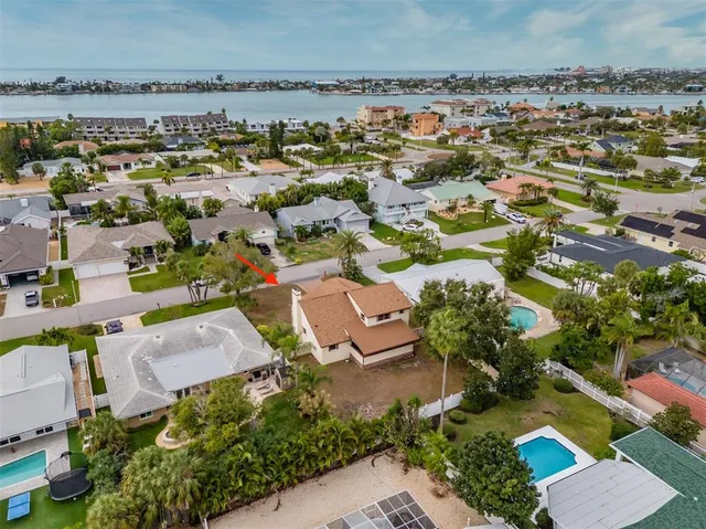 $675,000 | 337 7th Avenue North, Tierra Verde, FL 33715