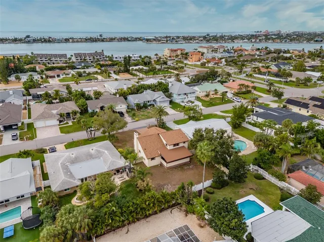 $650,000 | 337 7th Avenue North, Tierra Verde, FL 33715