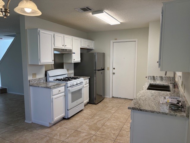 12715 Modena Trail Austin, TX 78729 - Photo 2 of 16