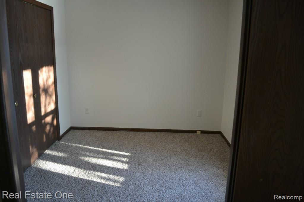 898 Dickson Lane Rochester, MI 48307 - Photo 2 of 13 Study with New Carpet & Paint