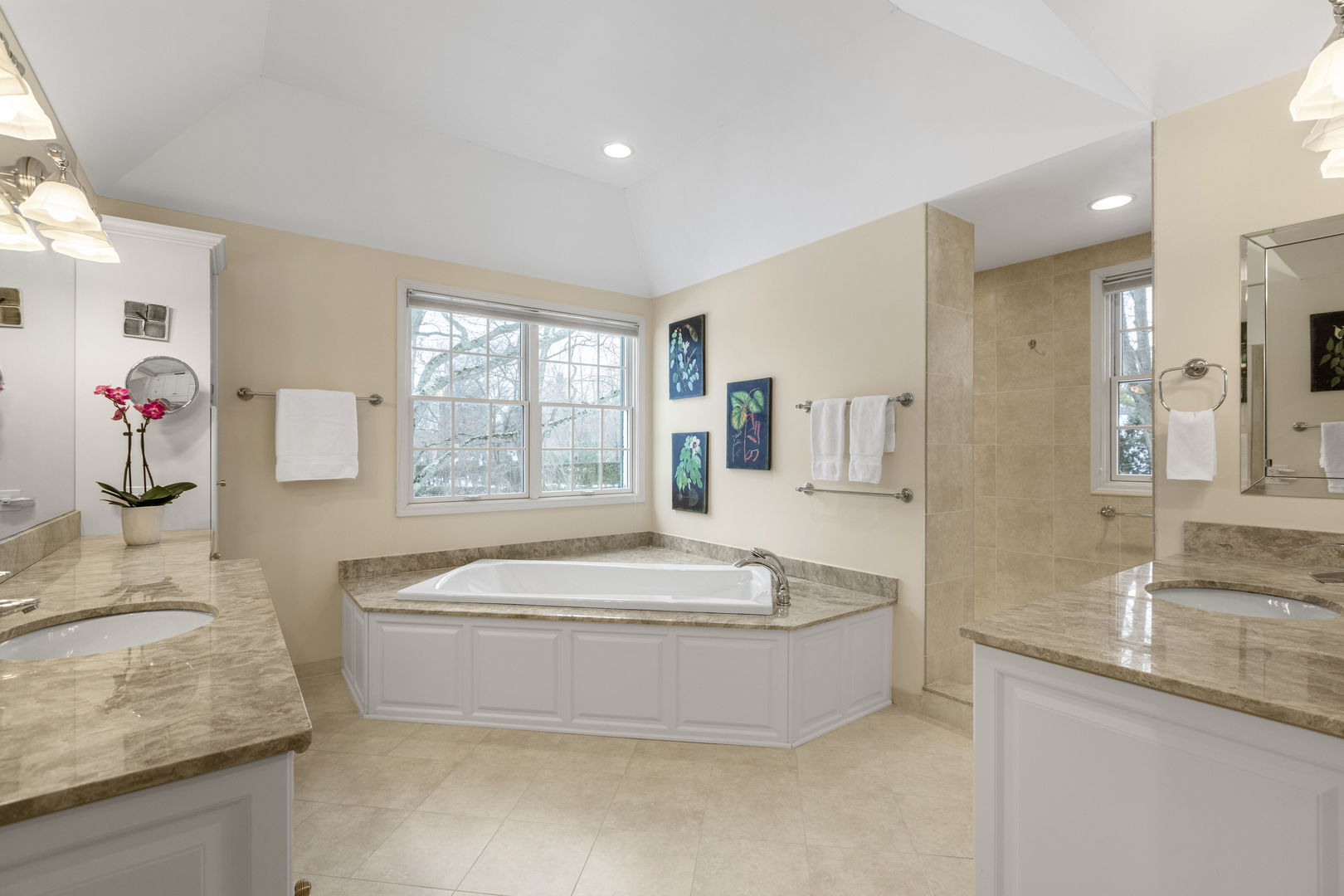 970 East Deerpath Road Lake Forest, IL 60045 - Photo 19 of 46