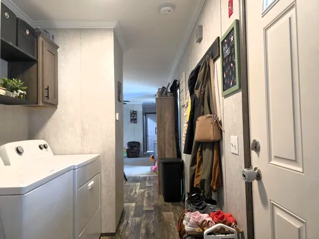 $159,900 | 14 Hilltop Manor Mobile Home Park, Littleton, NH 03561