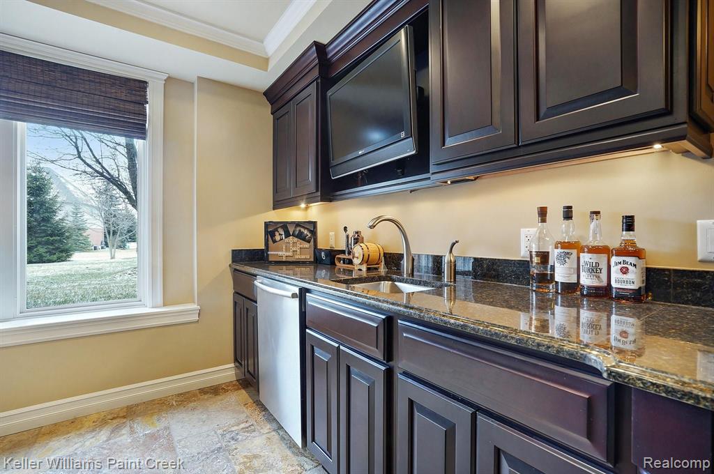 713 Panorama Drive Rochester Hills, MI 48306 - Photo 66 of 77