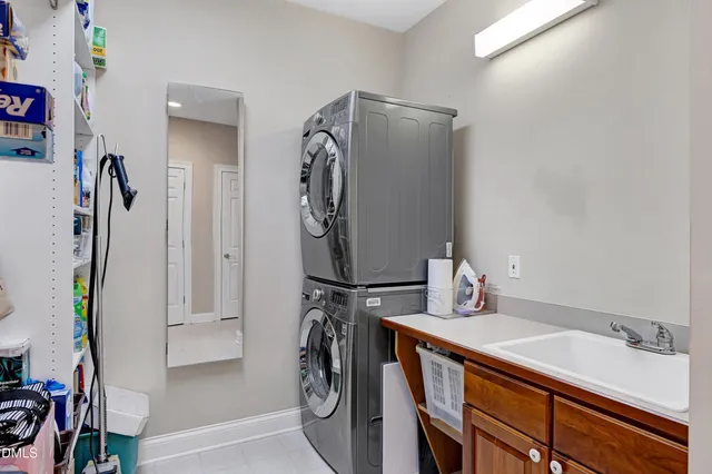 $755,000 | 81008 Alexander, Chapel Hill, NC 27517