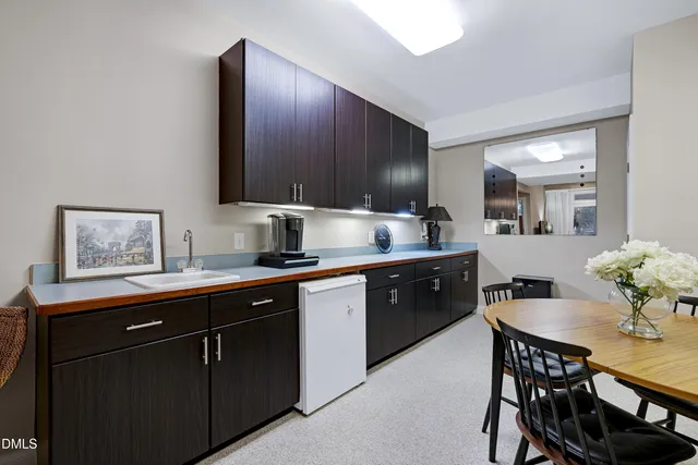 $755,000 | 81008 Alexander, Chapel Hill, NC 27517