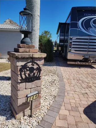 $259,000 | 3720 Southwest 7th Manor, Okeechobee, FL 34974