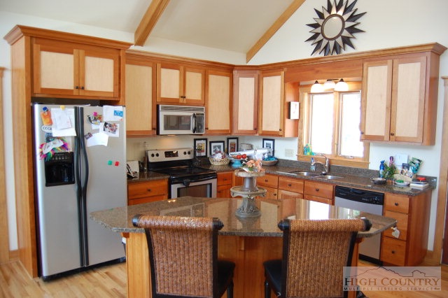 506 North Ridge Circle Boone, NC 28607 - Photo 5 of 16 Gallery Image 5