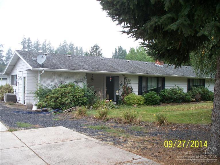 30447 Santiam River Road Lebanon, OR 97355 - Photo 1 of 8 Primary Photo