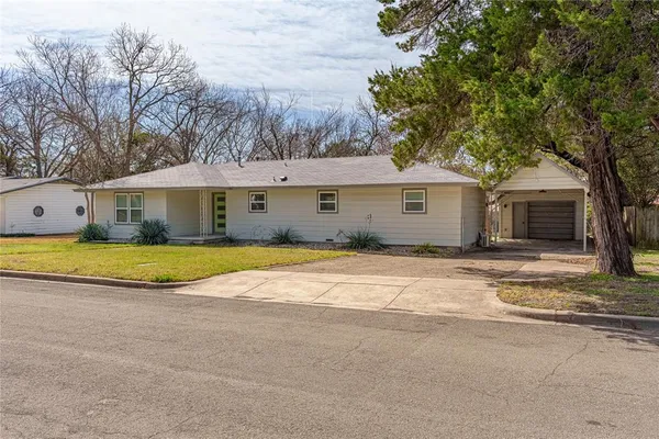 $324,900 | 4600 Cedar Mountain Drive, Waco, TX 76708