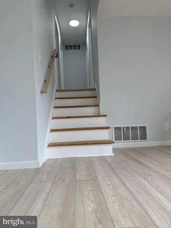 a view of entryway and hall