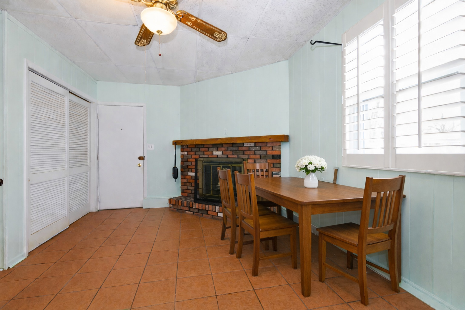 326 Old Hickory Road New Lenox, IL 60451 - Photo 8 of 25 Gallery Image 8