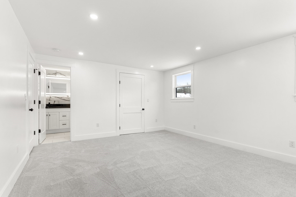 8 Travis Road Holliston, MA 01746 - Photo 18 of 35 Gallery Image 18